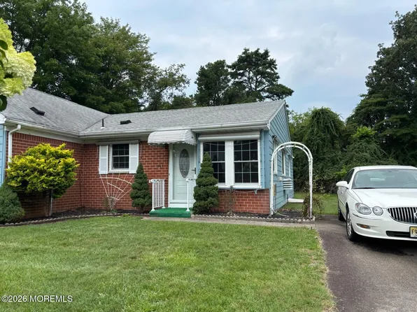 136 Hudson Parkway #B, Whiting, NJ 08759