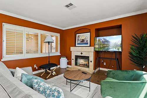 14033 Yorktown Ct Photo 1