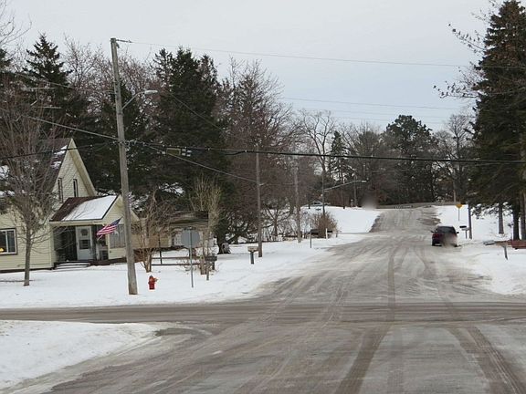 4th image of 112 5th Ave S