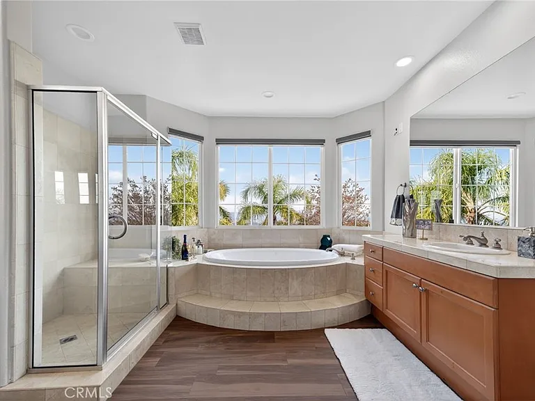 20800 Campania Ln — Photo 39