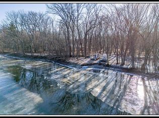 Shaw Rd, New London, WI 54961