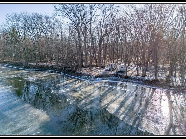 Shaw Rd, New London, WI 54961