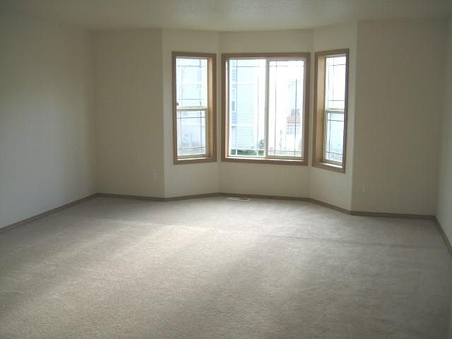 1st image of 8442 13th Ave SE