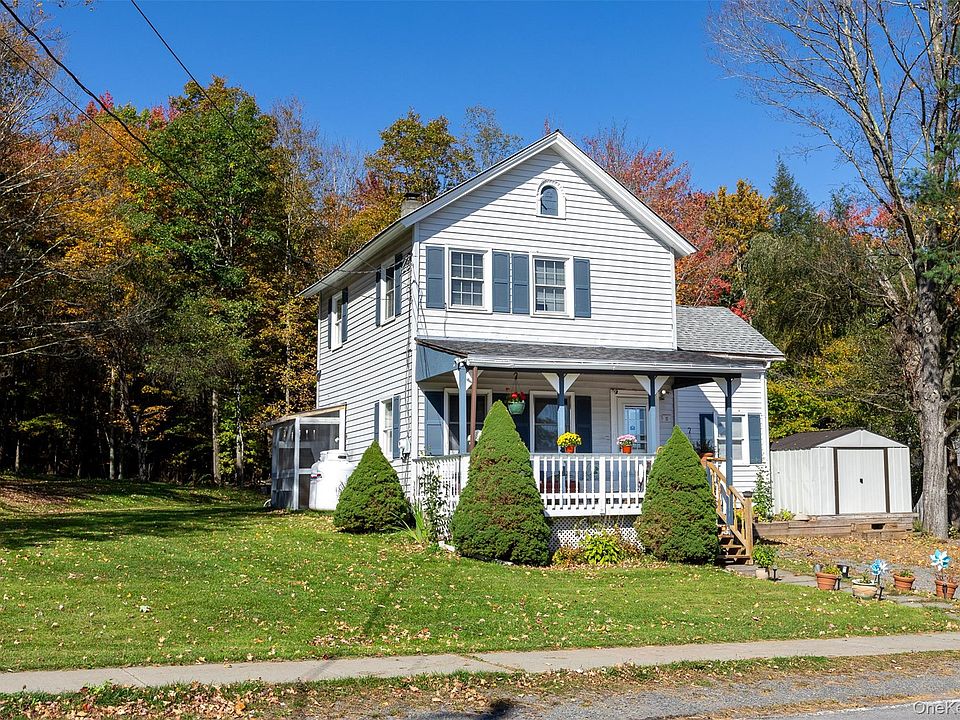 2nd image of 13 Goshen Road