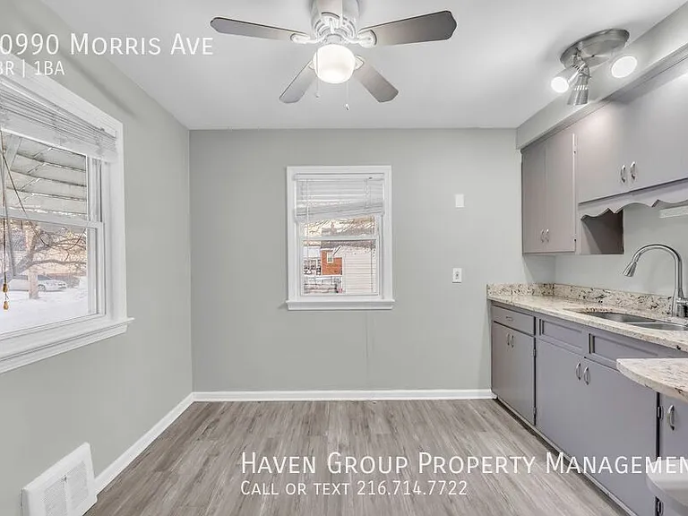 20990 Morris Ave — Photo 7