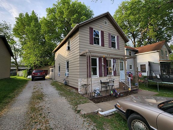 2nd image of 607 E 6th St
