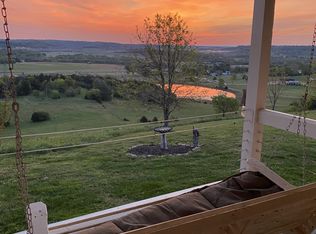 39 Fayetteville Rd, Kelso, TN 37348