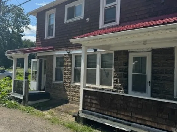 214 5th Ave, New Kensington, PA 15068