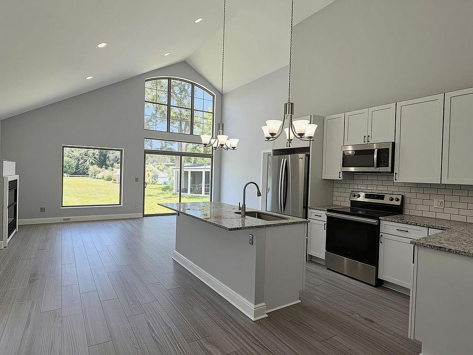 9170 River Valley Rd, photo 8