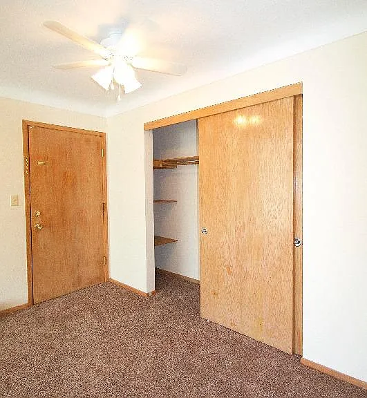 Lexlawn Apartments — Photo 4