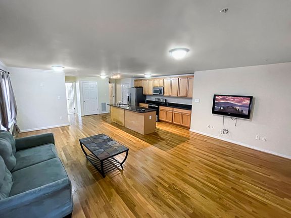 2nd image of 3219 Ellwood Ave APT A