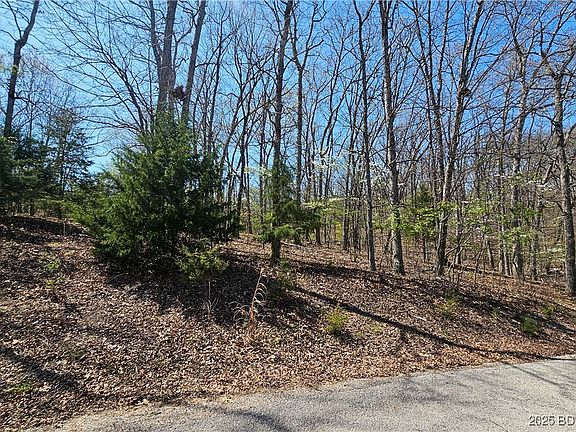 2nd image of 673 Grand Point Blvd