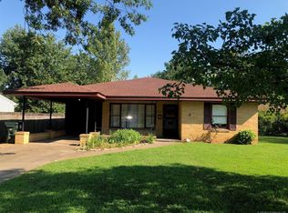 2504 Hayes St, Muskogee, OK 74403
