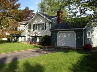 151 Storey Ave, Newburyport, MA 01950
