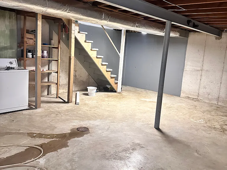 10304 Saint Ann Ln — Photo 3