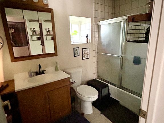 4th image of 1041 El Dorado Ave #A