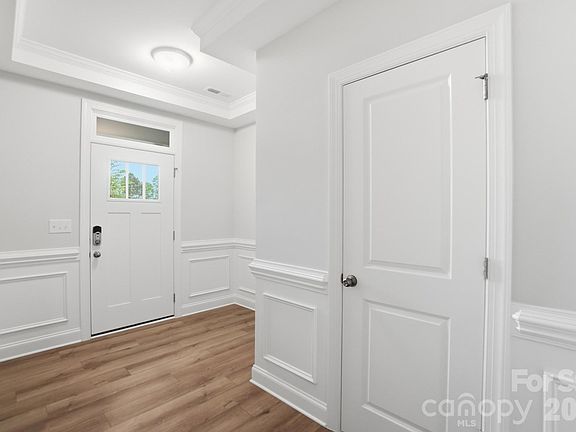 5th image of 4327 Black Ct