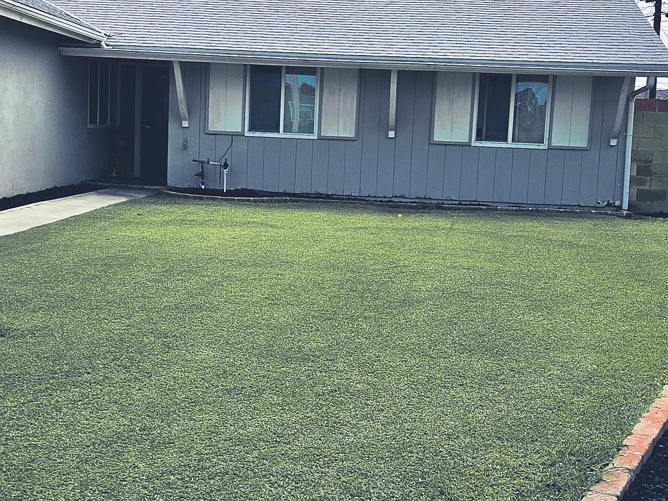 2nd image of 16451 Lakemont Ln
