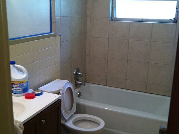 2nd image of 2322 7th St