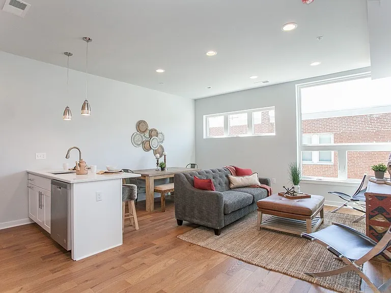 5938 Henry Ave LLC — Photo 5
