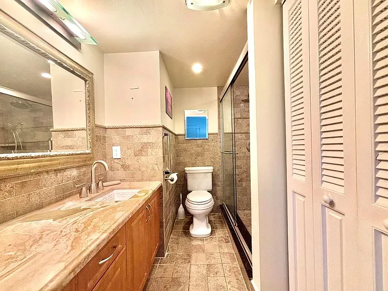 4032 Newcastle St #B — Photo 8