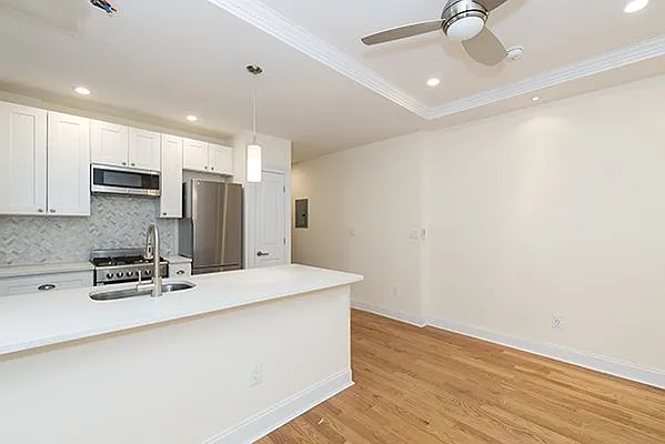 Rented by Bold New York | media 8