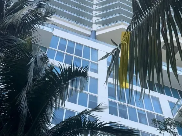 185 SW 7TH Street #1802, Miami, FL 33130