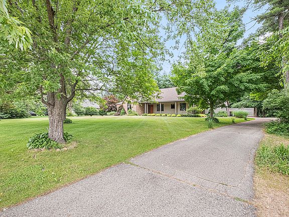 2nd image of 12196 White Pine Dr