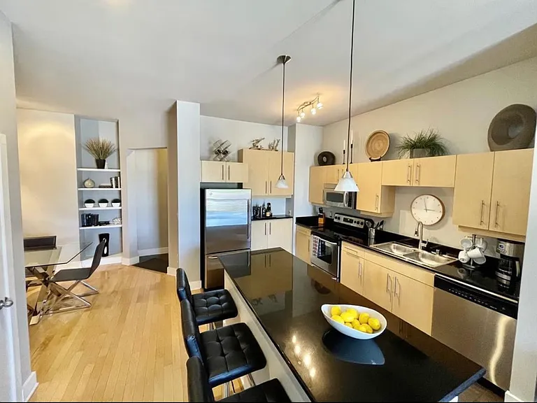 4414 Cedar Springs Rd #302 — Photo 3