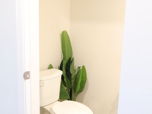 5th image of 8679 Stevenson Ln