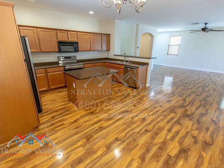15272 W Jackson St — Photo 13