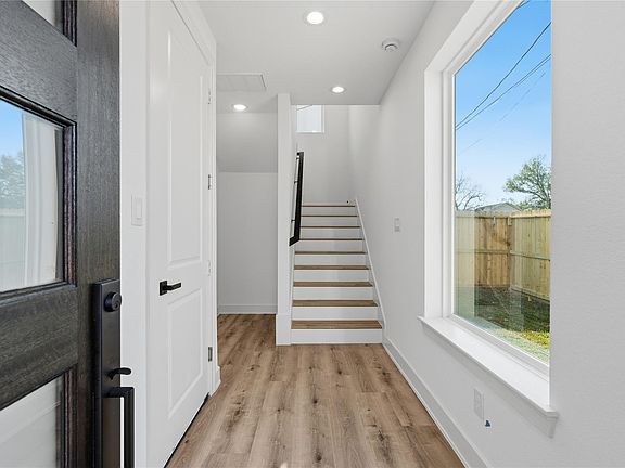 2nd image of 4336 Cosby St