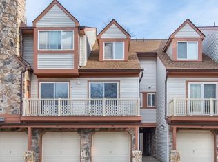 167 Woods Edge Dr, Succasunna, NJ 07876