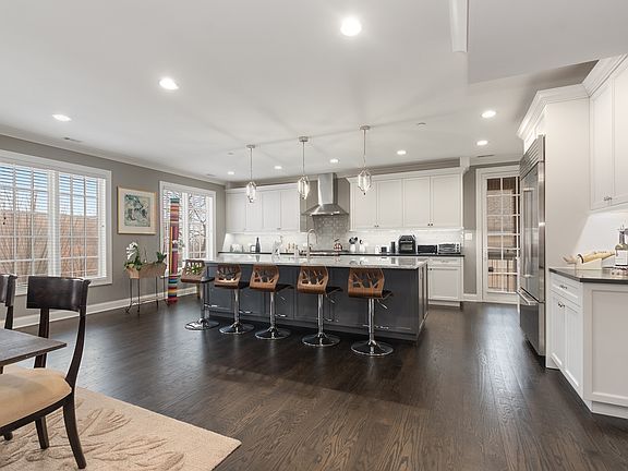 5th image of 1655 McGovern St #200