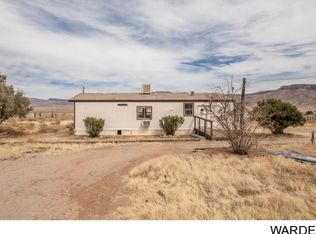9503 E El Norte St, Hackberry, AZ 86411