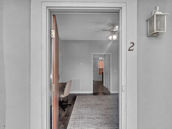 3rd image of 313 E Lampkin St APT 5