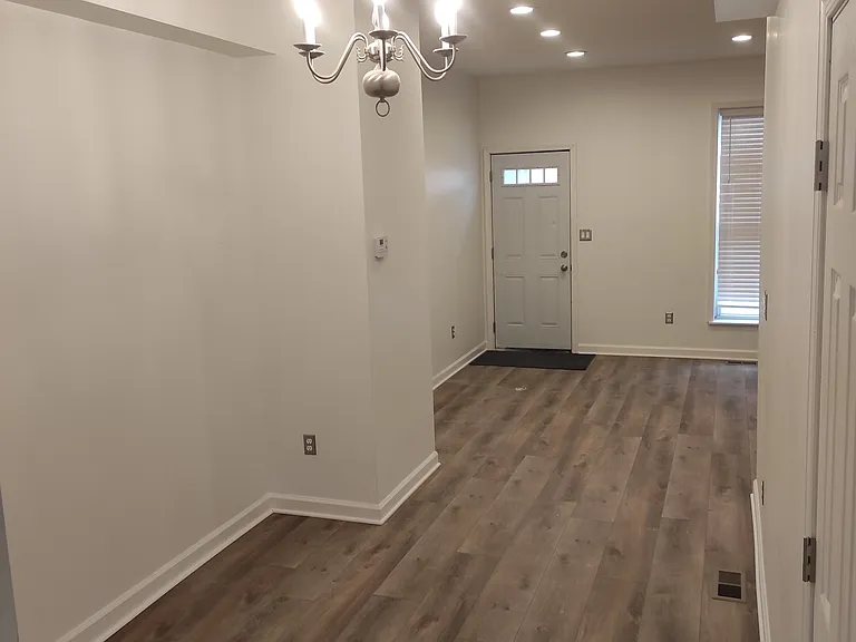 1714 E Pratt St — Photo 8