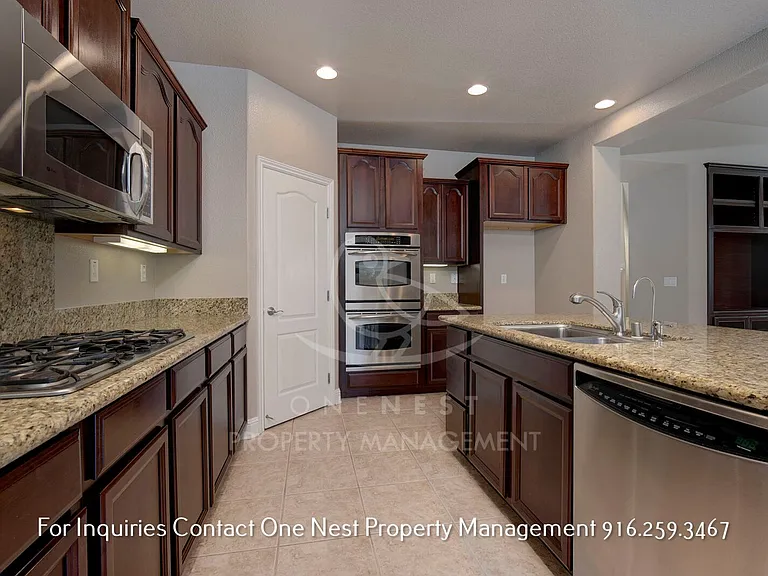 1187 Jorgenson Dr — Photo 15