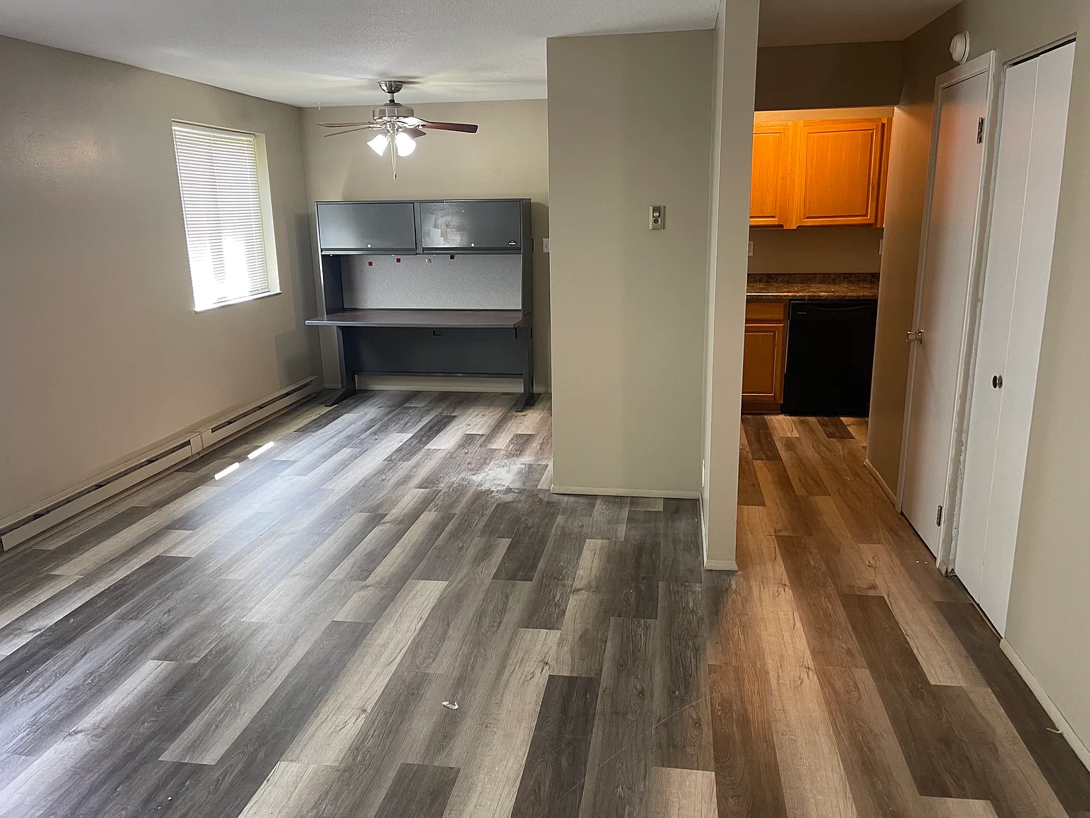 2 bed, 1.5 bath, $950 — Photo 2