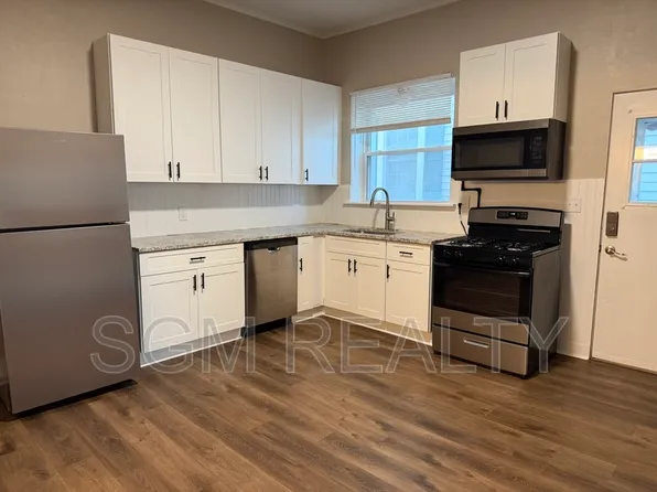 316 W Mill St APT 3, Waterloo, IL 62298