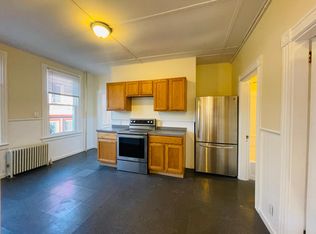 5 Channing Pl, Newport, RI 02840