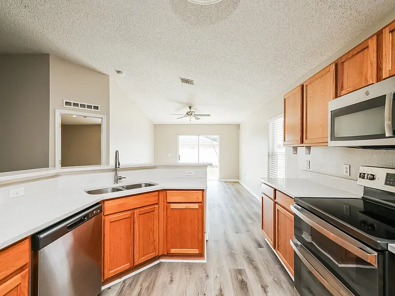 12938 Bridleford Dr — Photo 8