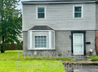 600 Harbour North Dr, Chesapeake, VA 23320
