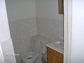 5th image of 58 Yeamans Ave