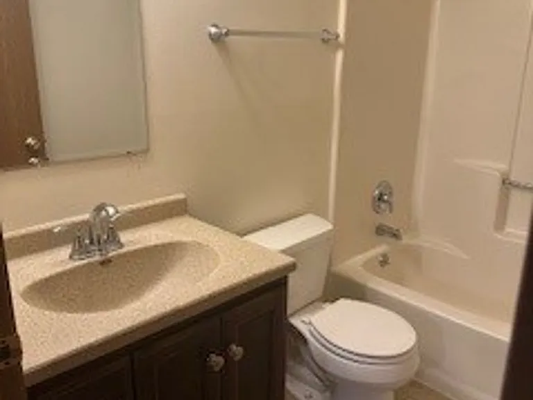 308 N University Dr #6 — Photo 12