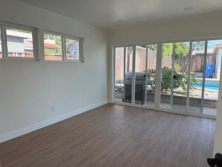 18603 Napa St — Photo 11