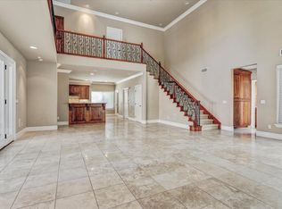819 Sierra Oaks Vista Ln, Sacramento, CA