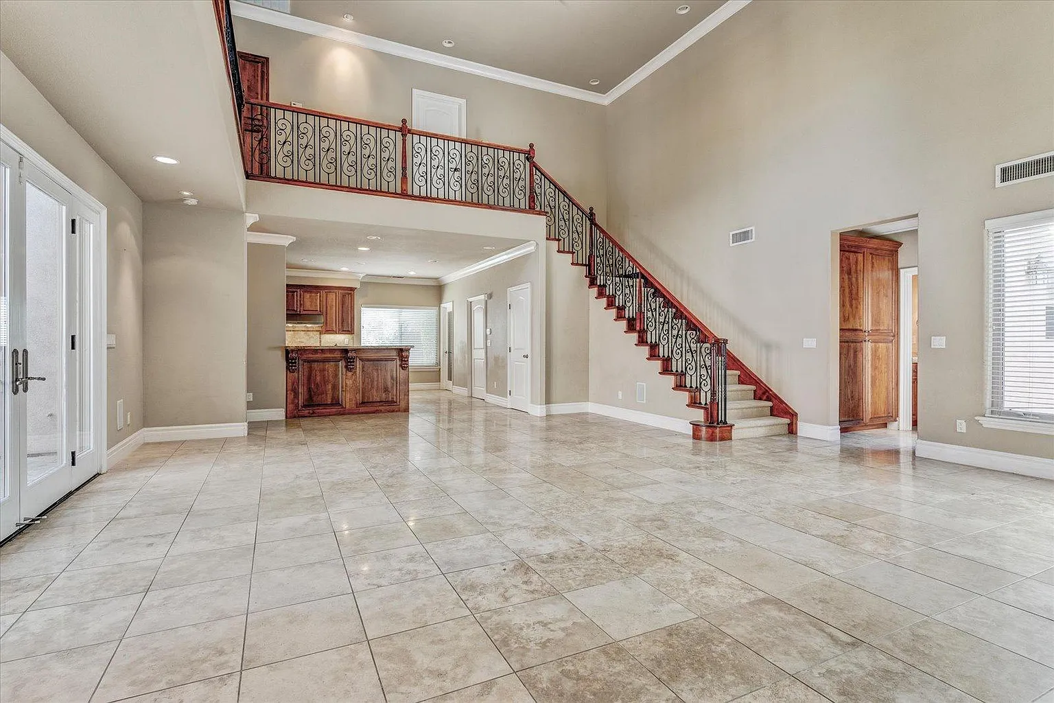 819 Sierra Oaks Vista Ln photo 1