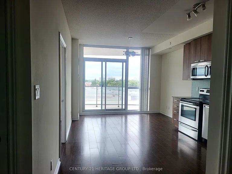 1328 Birchmount Rd #508 — Photo 8