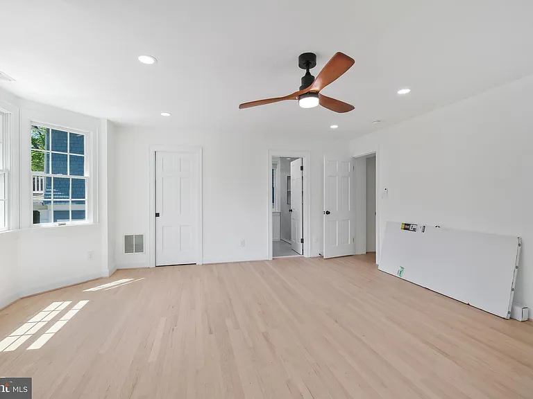 4400 Ridge St — Photo 17